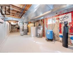 587 HILLCREST Road - 33