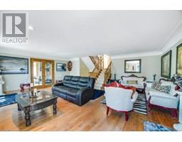 9 LAMB Court - 29