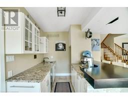 9 LAMB Court - 40