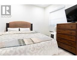 2546 WILSON Street - 10