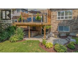 25 HOWARD MARSHALL Street - 33