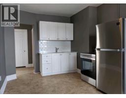 17 LOUISA Street - 4