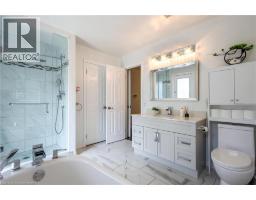 525 LEIGHLAND Drive - 32