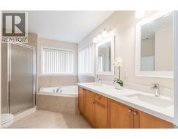 36 SECINARO Avenue - 16