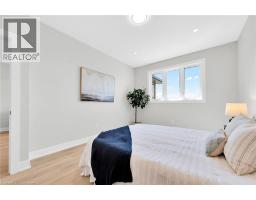 6 ROGERS Street - 32