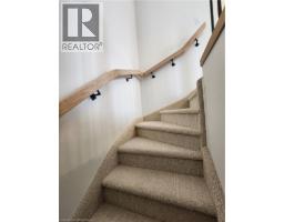 6 ROGERS Street - 43
