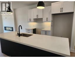 6 ROGERS Street - 45