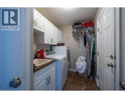 60 WILLOWDALE Crescent - 7