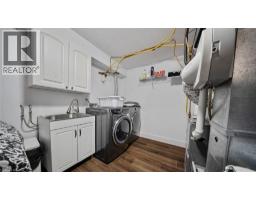 9 KIWANIS Avenue - 30