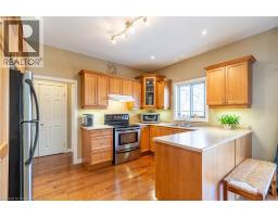 195 WILSON Street W UnitNo. 6 - 18