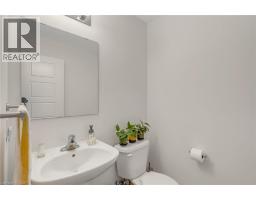 38 DEWBERRY Drive - 14