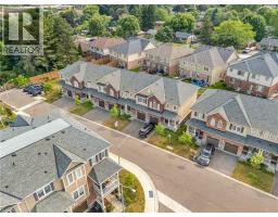 38 DEWBERRY Drive - 36