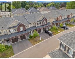 38 DEWBERRY Drive - 4