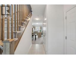 38 DEWBERRY Drive - 6