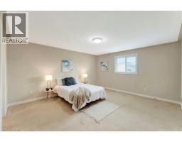 25 MAPLEVIEW Drive - 19