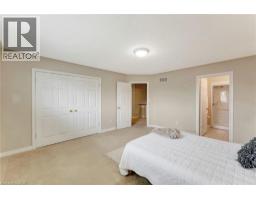 25 MAPLEVIEW Drive - 21
