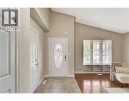 25 MAPLEVIEW Drive - 3