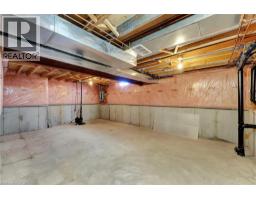 25 MAPLEVIEW Drive - 32