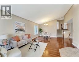 25 MAPLEVIEW Drive - 6