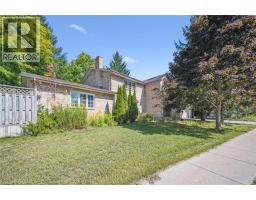 701 UNIVERSITY Avenue E - 14