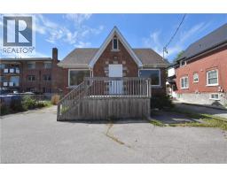 238 LOWTHER Street N - 3