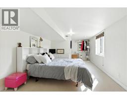 36 NOTCHWOOD Court - 26