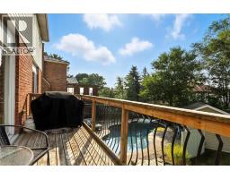 36 NOTCHWOOD Court - 34