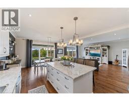 106 LAFAYETTE Street E - 17