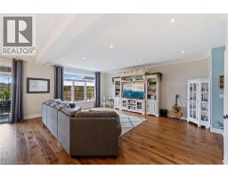 106 LAFAYETTE Street E - 7