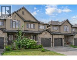 72 DODMAN Crescent - 2