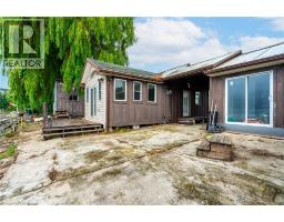 1196 LAKESHORE Road - 15
