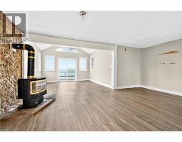 1196 LAKESHORE Road - 3