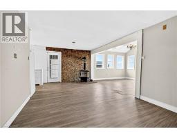 1196 LAKESHORE Road - 4
