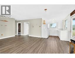 1196 LAKESHORE Road - 7