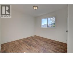 18 KNAPP Road - 27