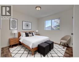 18 KNAPP Road - 28