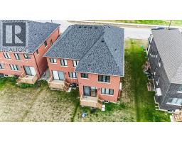 263 HARWOOD Avenue - 43
