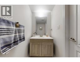 174 MACLACHLAN Avenue - 17