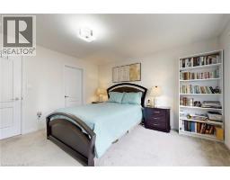 174 MACLACHLAN Avenue - 21