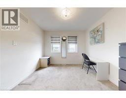 174 MACLACHLAN Avenue - 26