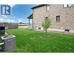 174 MACLACHLAN Avenue - 42