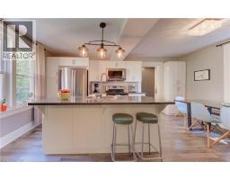 88 DEKAY Street - 11