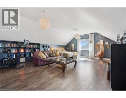 38 AMELIA Street - 24