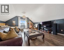 38 AMELIA Street - 25