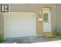59 MOOREGATE Crescent - 2