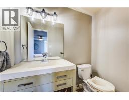 35 GREEN VALLEY Drive UnitNo. 1605 - 15