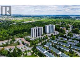 35 GREEN VALLEY Drive UnitNo. 1605 - 23