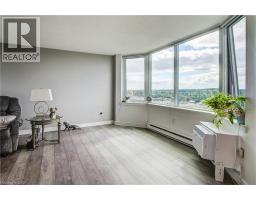 35 GREEN VALLEY Drive UnitNo. 1605 - 5