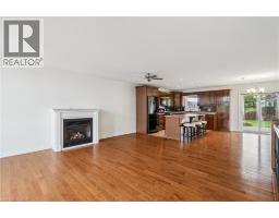 90 DRIFTWOOD Drive - 6