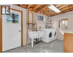 115 WHITE PINE Crescent - 36